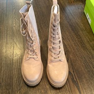 Sam Edelman lace up boots cream suede